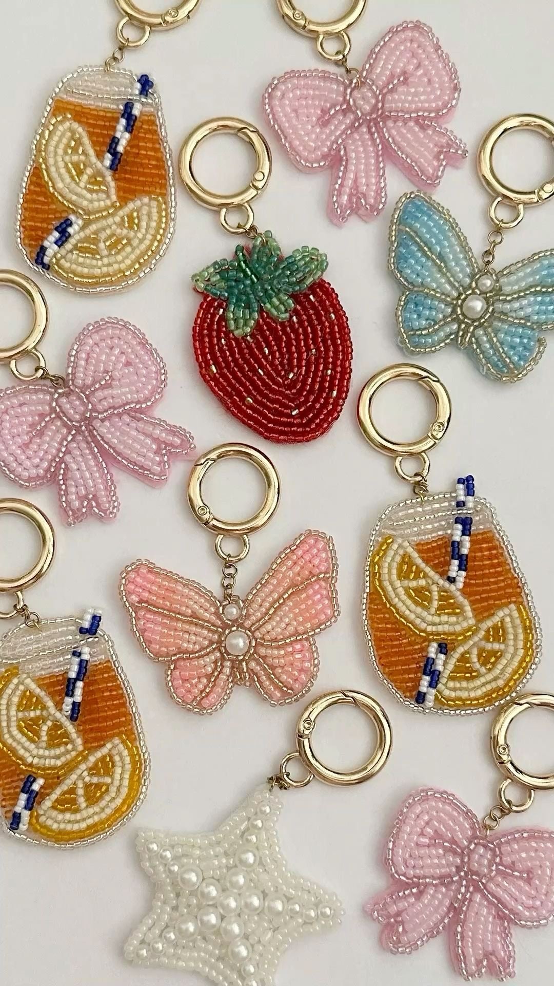 Beaded embroidered workshop 🧵🪡