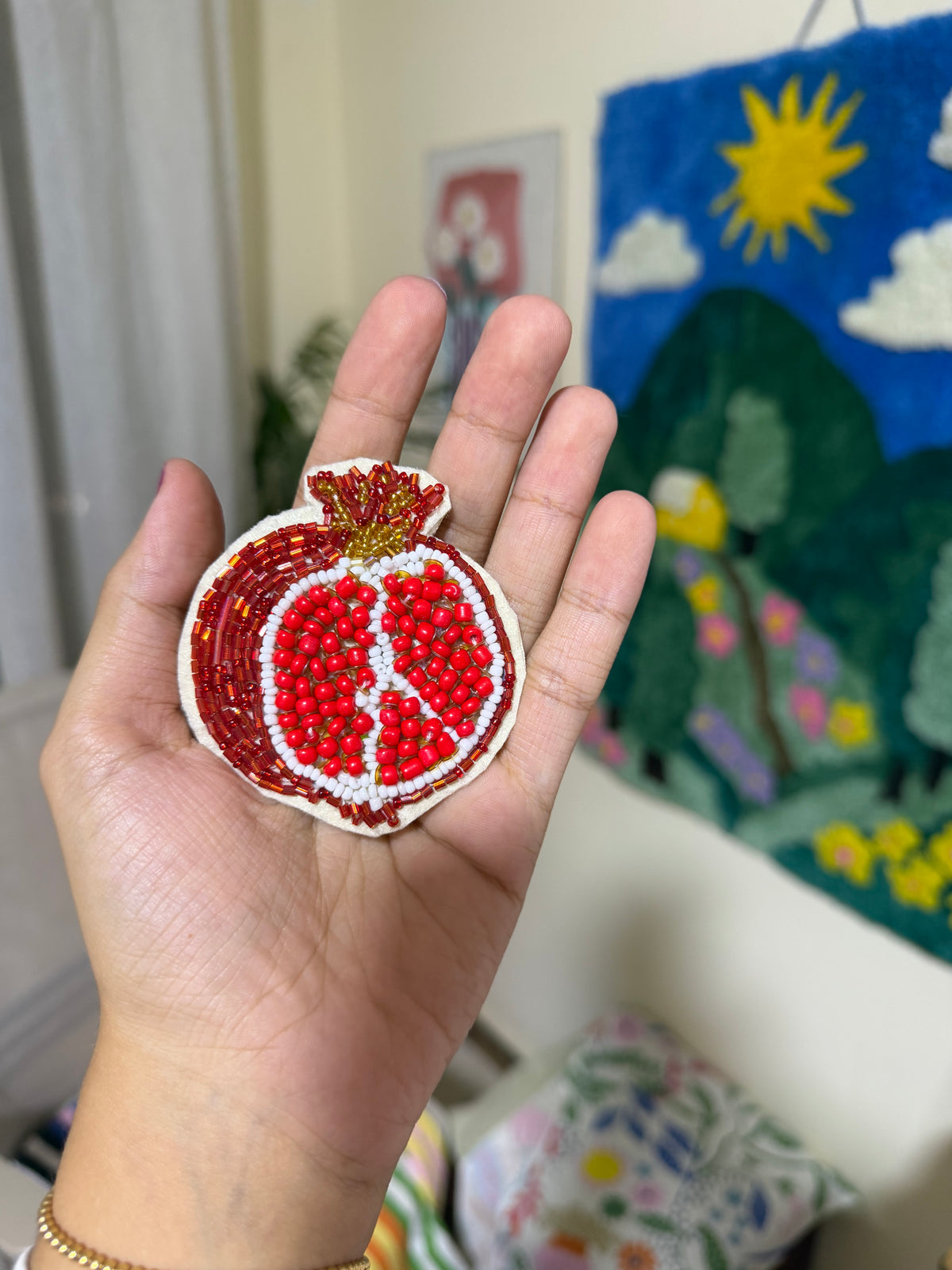 Beaded embroidered workshop 🧵🪡