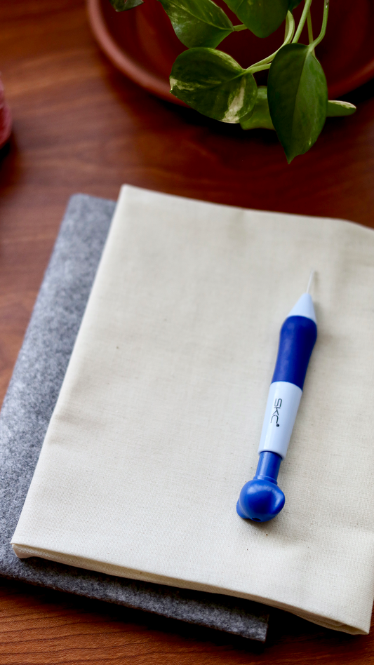 fine needle & fabric bundle
